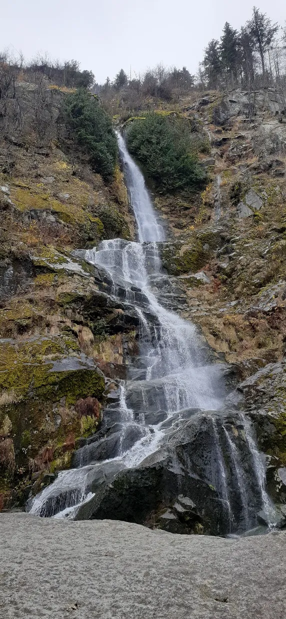 Flood Falls Trail