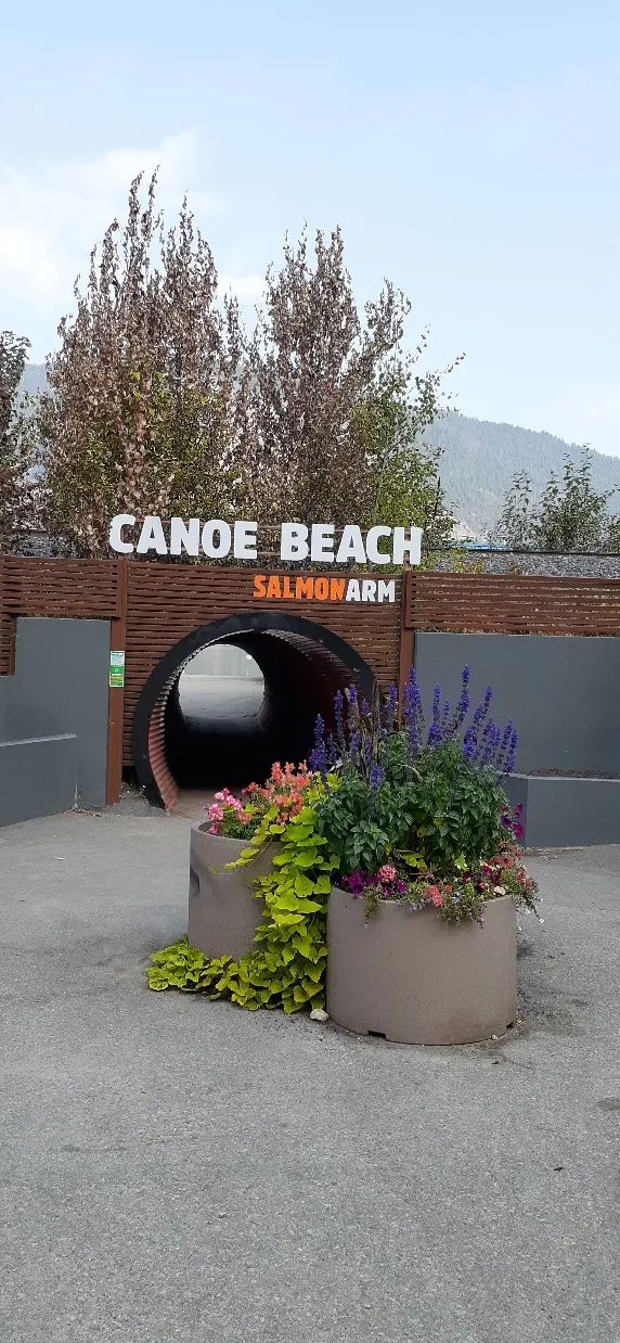 Canoe Beach Park
